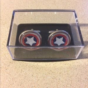 Captain America inspired cuff links.